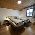 アパート Haus Carinthia